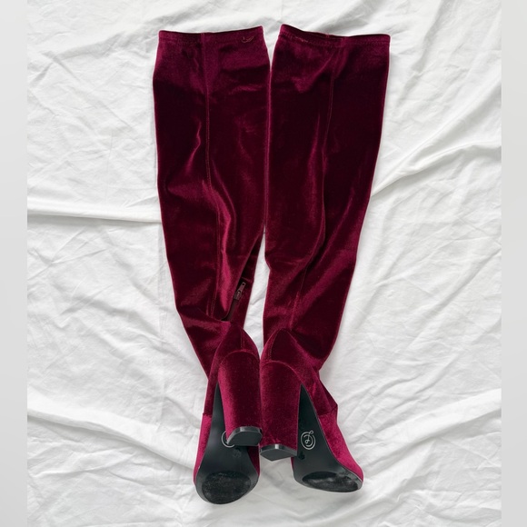Chinese Laundry Brenda Velvet Over The Knee Boots | Burgundy | Size 6 - Picture 13 of 17